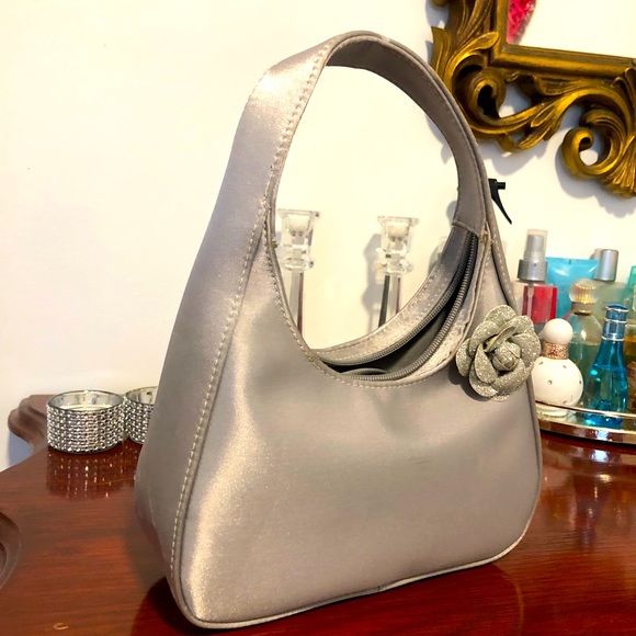Cute sterling purse - Picture 1 of 3